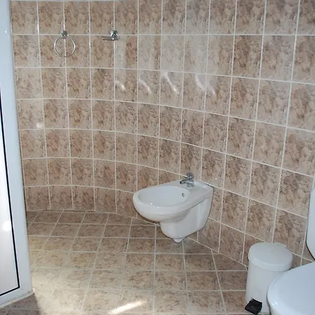 Хотел White Castle 3*